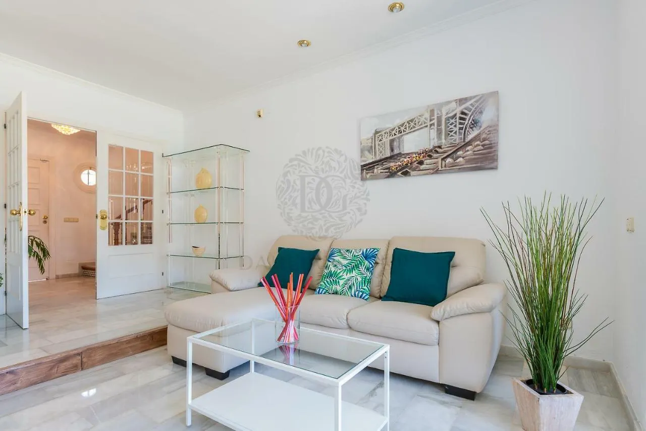 Marbella Center Villa By Dahlia Group