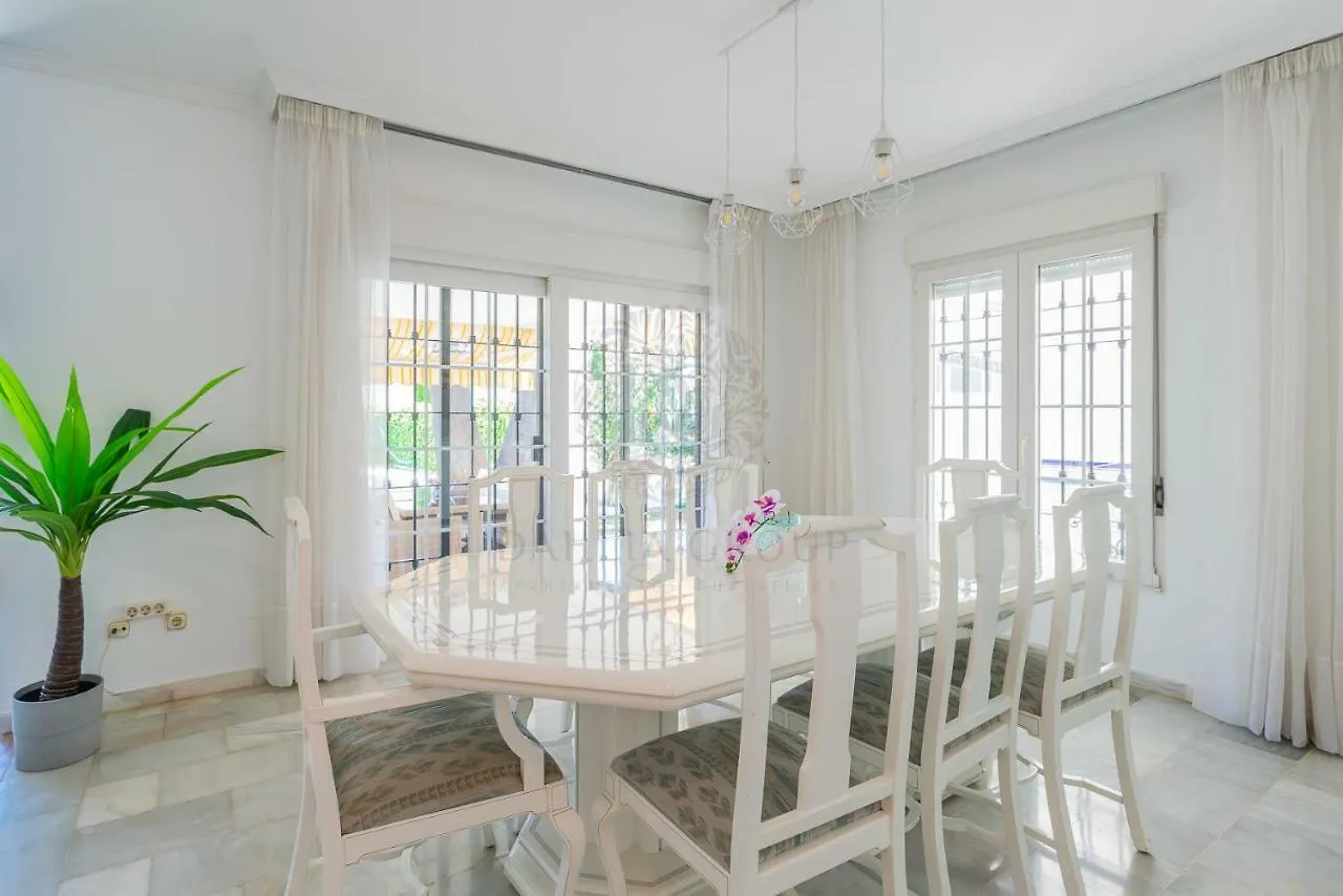 Marbella Center Villa By Dahlia Group Spain
