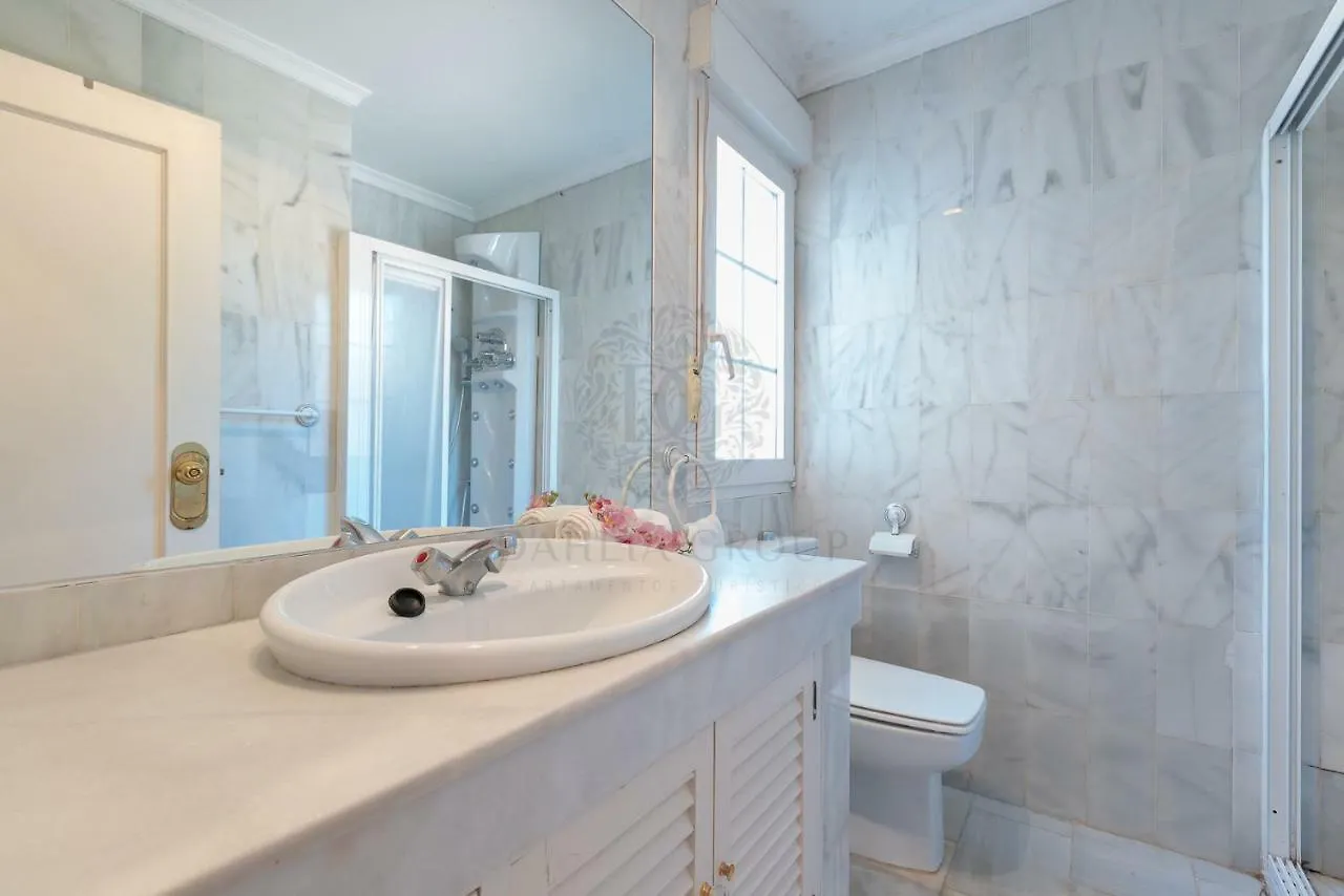 Marbella Center Villa By Dahlia Group Spain